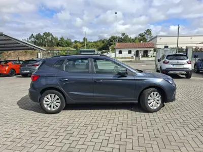 SEAT Arona 2022 - 15750 EUR, 47500 km - AUTO.MOTO.pt - 47500km - foto 5 de 28
