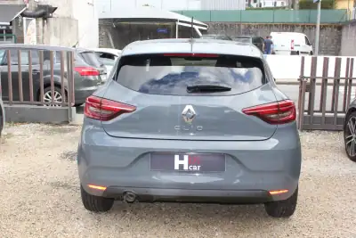 Renault Clio 2022 - 14750 EUR, 96500 km - AUTO.MOTO.pt - 96500km - foto 6 de 22