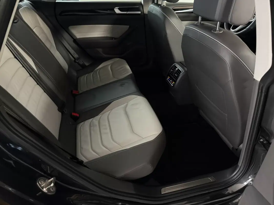 Volkswagen Arteon Shooting Brake 2021 - 23500 EUR, 168600 km - AUTO.MOTO.pt - 168600km - foto 43 de 144