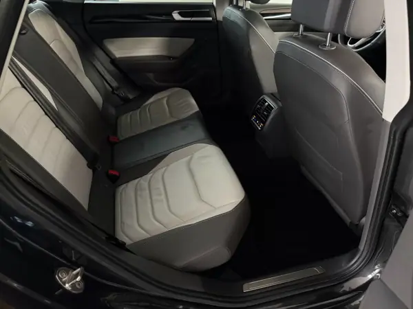 Volkswagen Arteon Shooting Brake 2021 - 23500 EUR, 168600 km - AUTO.MOTO.pt - 168600km - foto 43 de 144