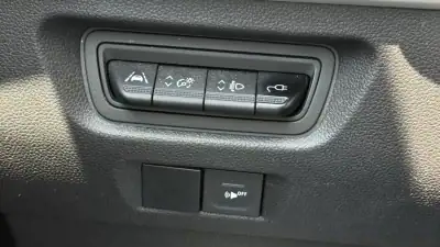 Renault Zoe 2020 - 12900 EUR, 139000 km - AUTO.MOTO.pt - 139000km - foto 15 de 21