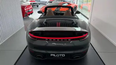 Porsche 911 2019 - 129990 EUR, 76079 km - AUTO.MOTO.pt - 76079km - foto 10 de 24