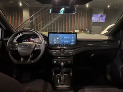 Ford Focus 2024 - 20990 EUR, 51400 km - AUTO.MOTO.pt - 51400km - foto 18 de 36