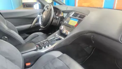 Citroën DS5 2014 - 10500 EUR, 188000 km - AUTO.MOTO.pt - 188000km - foto 5 de 17