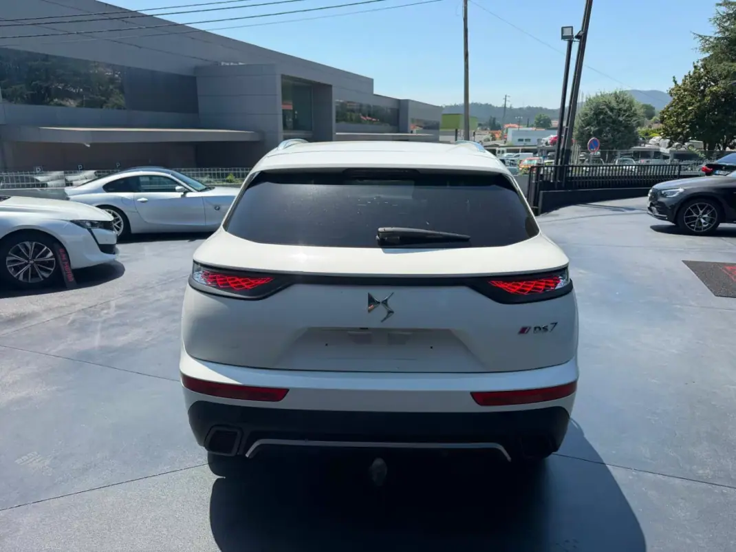 DS DS7 2019 - 22700 EUR, 141000 km - 141000km - foto 4 de 12