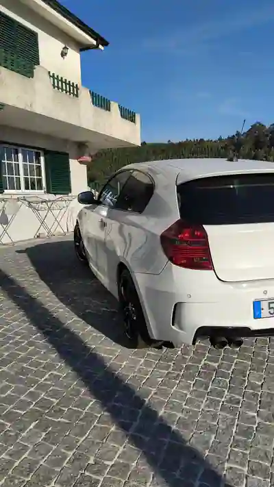 BMW 118 2010 — foto 5 de 12
