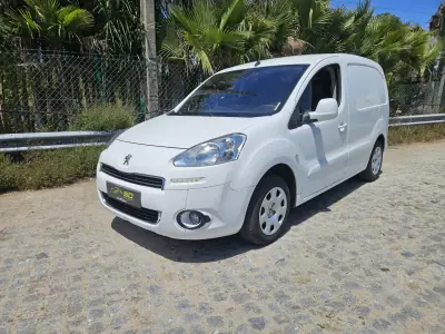 Peugeot PARTNER  GIRAFON 2014 - 149000km