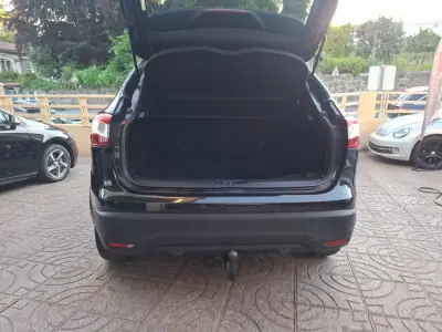 Nissan Qashqai 2015 - 12900 EUR, 138773 km - AUTO.MOTO.pt - 138773km - foto 39 de 39