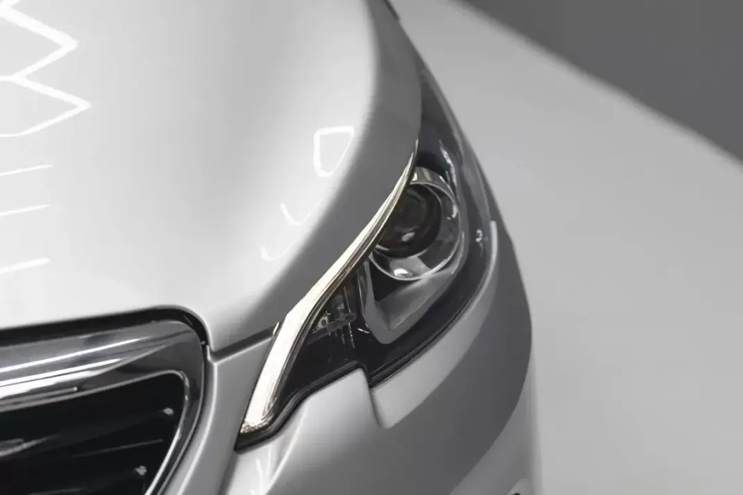 Peugeot 108 2017 - 9500 EUR, 49390 km - AUTO.MOTO.pt - 49390km - foto 15 de 45