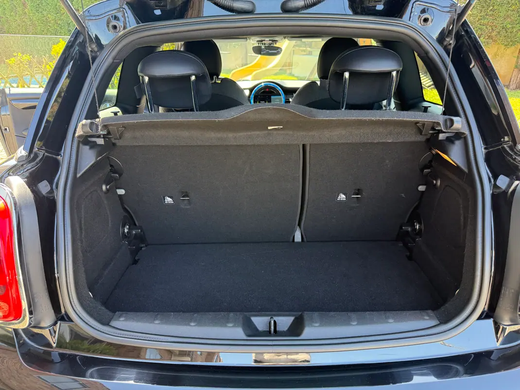 MINI Cooper S 2015 - 21999 EUR, 155500 km - AUTO.MOTO.pt - 155500km - foto 13 de 15