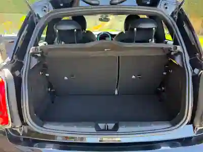 MINI Cooper S 2015 - 21999 EUR, 155500 km - AUTO.MOTO.pt - 155500km - foto 13 de 15