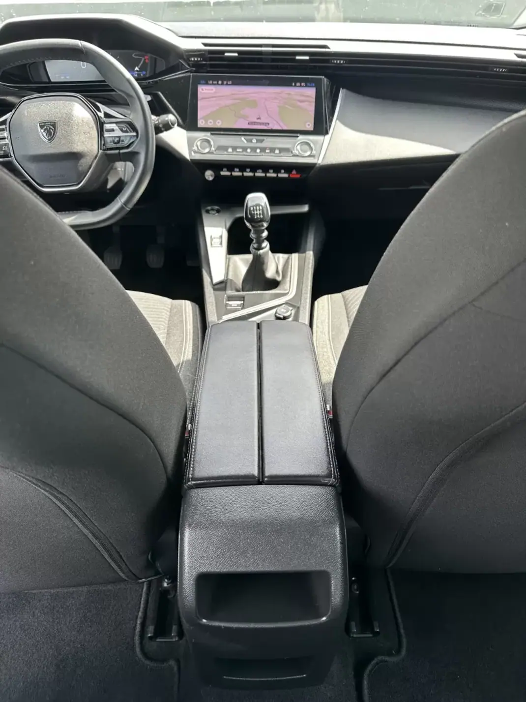 Peugeot 308 2022 - 15500 EUR, 170000 km - 170000km - foto 49 de 60