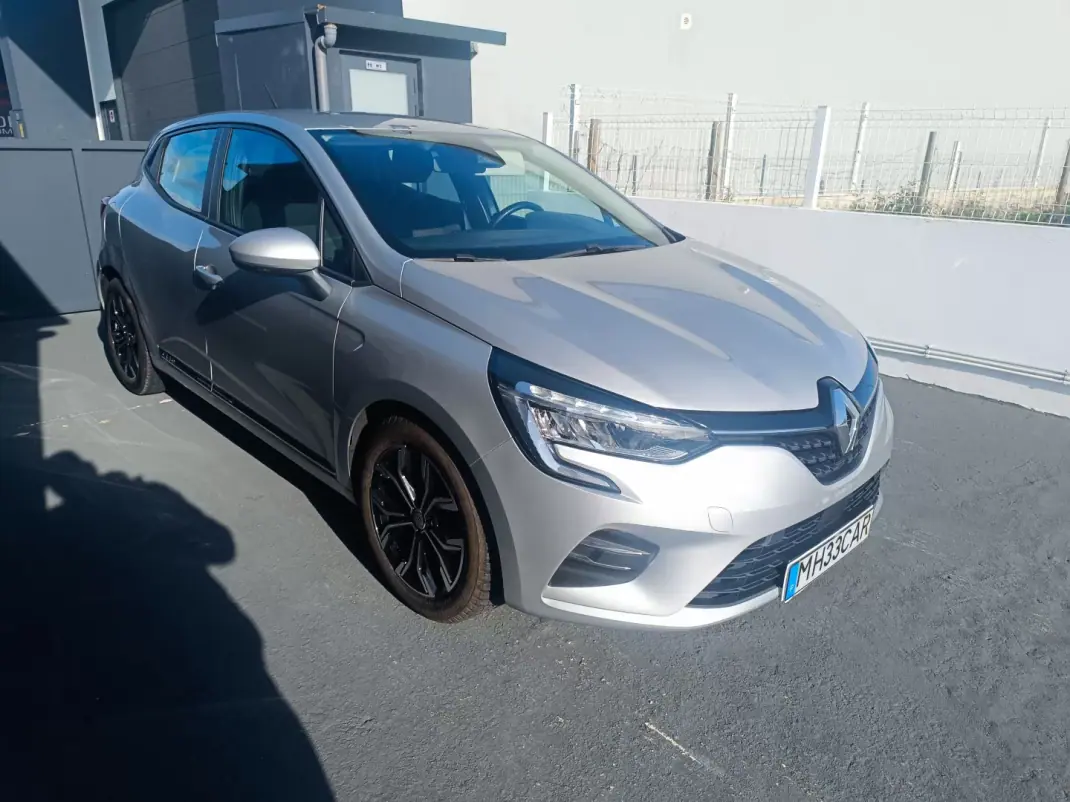 Renault Clio 2019 - 10900 EUR, 199948 km - AUTO.MOTO.pt - 199948km - foto 2 de 27