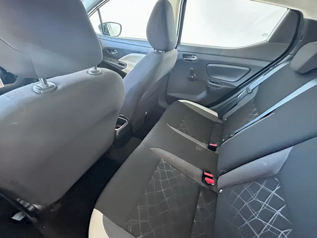 Nissan Micra 2019 - 11990 EUR, 71690 km - AUTO.MOTO.pt - 71690km - foto 18 de 22