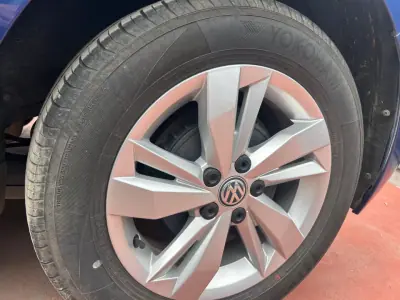 Volkswagen Polo 2018 - 13947 EUR, 78000 km - AUTO.MOTO.pt - 78000km - foto 18 de 18