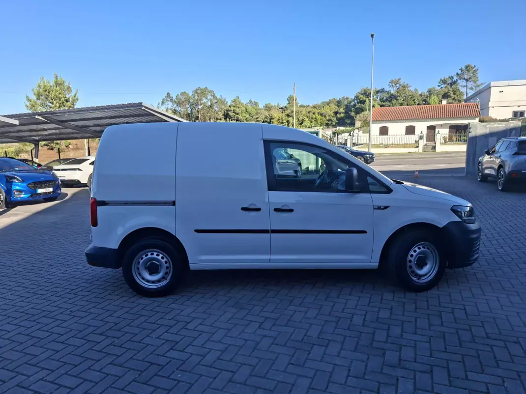 VW Caddy 2018 - 11500 EUR, 199100 km - 199100km - foto 5 de 18