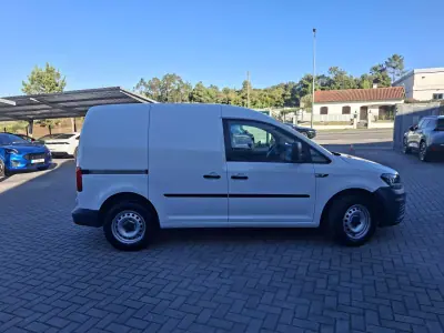 VW Caddy 2018 - 11500 EUR, 199100 km - 199100km - foto 5 de 18