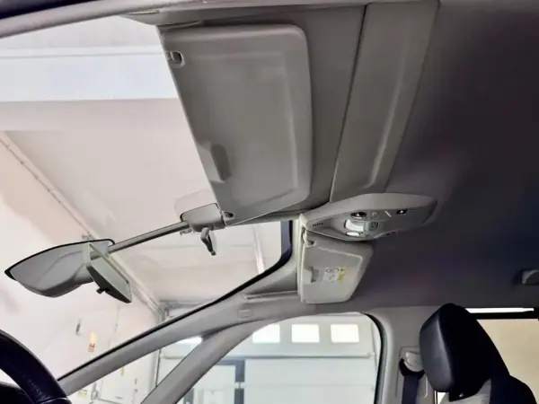 Citroën C4 Grand Picasso 2018 - 11500 EUR, 154000 km - AUTO.MOTO.pt - 154000km - foto 22 de 57