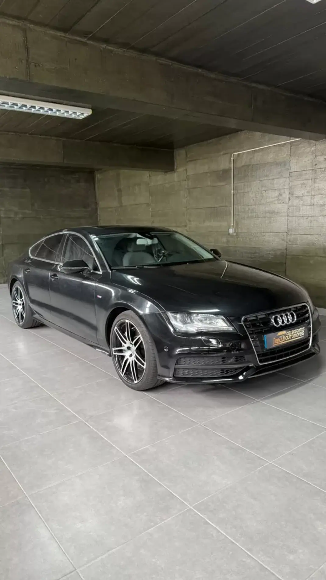 Audi A7 Sportback 2012 - 22000 EUR, 448000 km - AUTO.MOTO.pt - 448000km - foto 1 de 15