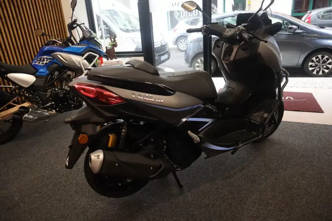 2026 - 3290 EUR, 1 km - AUTO.MOTO.pt - 1km - foto 3 de 11