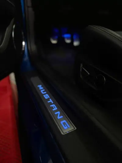 Ford Mustang 2017 - 34900 EUR, 198000 km - AUTO.MOTO.pt - 198000km - foto 14 de 16