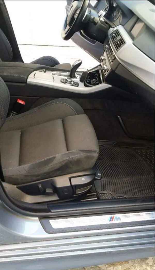 BMW 520 2011 — foto 3 de 8
