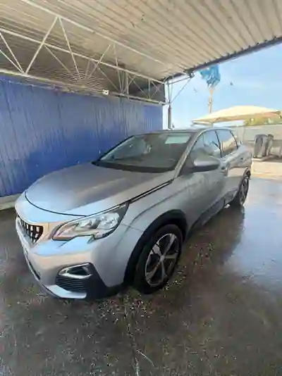 Peugeot 3008 2017 - 16000 EUR, 133000 km - AUTO.MOTO.pt - 133000km - foto 4 de 9