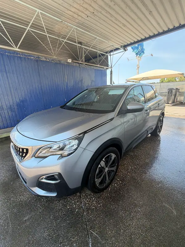 Peugeot 3008 2017 - 16000 EUR, 133000 km - AUTO.MOTO.pt - 133000km - foto 4 de 9