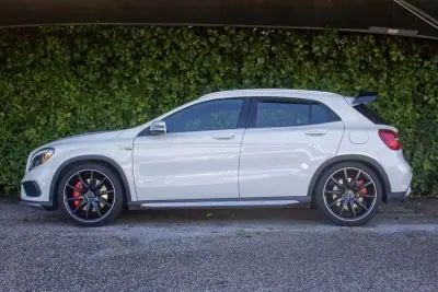 Mercedes-Benz GLA 45 AMG 2015 - 34900 EUR, 49200 km - AUTO.MOTO.pt - 49200km - foto 7 de 20