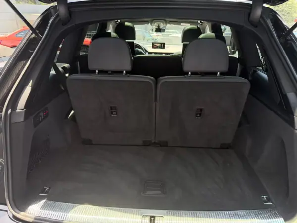 Audi Q7 2017 - 25500 EUR, 265000 km - AUTO.MOTO.pt - 265000km - foto 8 de 18