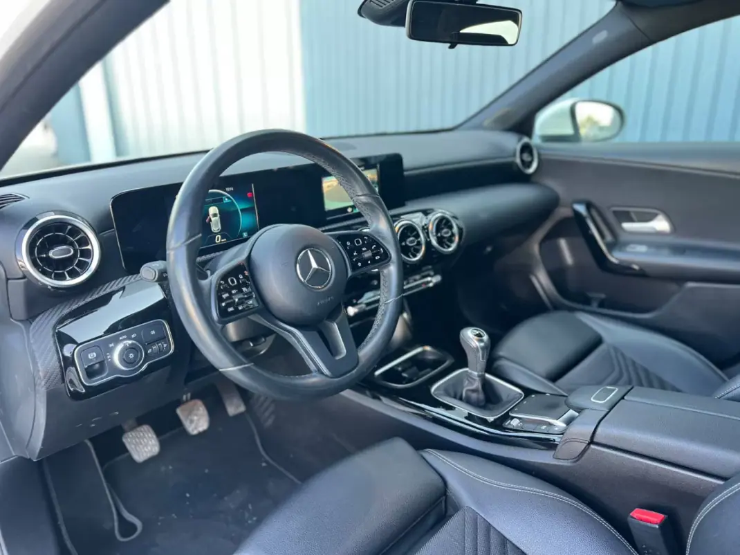 Mercedes-Benz A 180 2020 - 22500 EUR, 87198 km - 87198km - foto 8 de 19