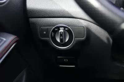 Mercedes-Benz GLA 180 2016 - 22500 EUR, 148000 km - AUTO.MOTO.pt - 148000km - foto 32 de 32