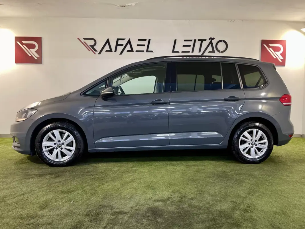 Volkswagen Touran 2021 - 19500 EUR, 171000 km - 171000km - foto 11 de 39