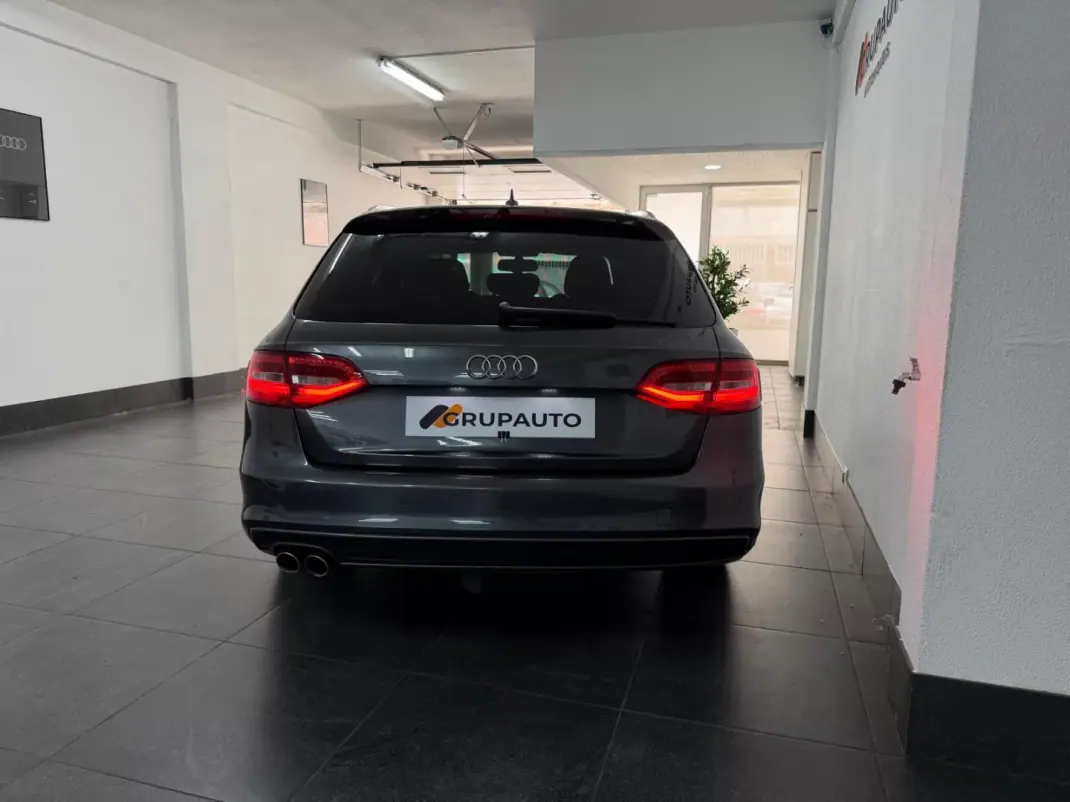 Audi A4 Avant 2015 - 17990 EUR, 191000 km - AUTO.MOTO.pt - 191000km - foto 3 de 26
