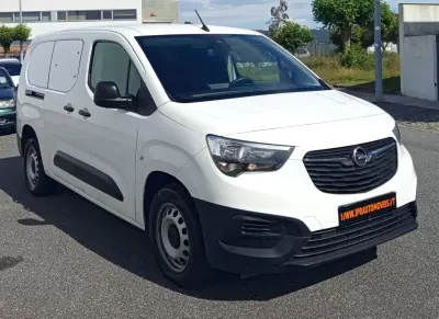 Opel Combo 2021 - 13500 EUR, 82000 km - AUTO.MOTO.pt - 82000km - foto 3 de 20