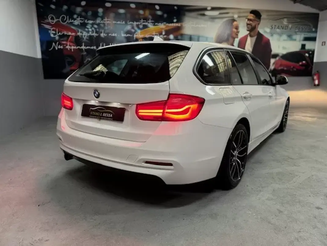 BMW 318 2015 - 12250 EUR, 254090 km - AUTO.MOTO.pt - 254090km - foto 6 de 16