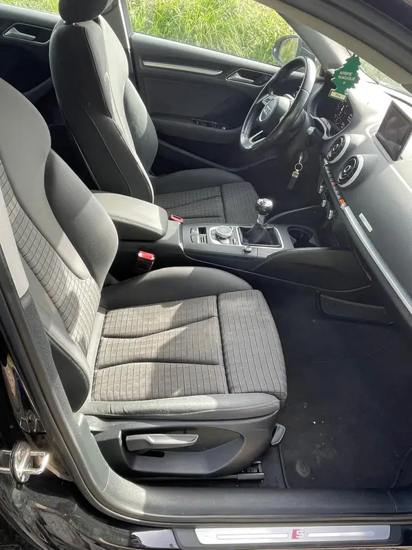 Audi A3 Limousine 2017 - 18490 EUR, 165000 km - AUTO.MOTO.pt - 165000km - foto 10 de 15