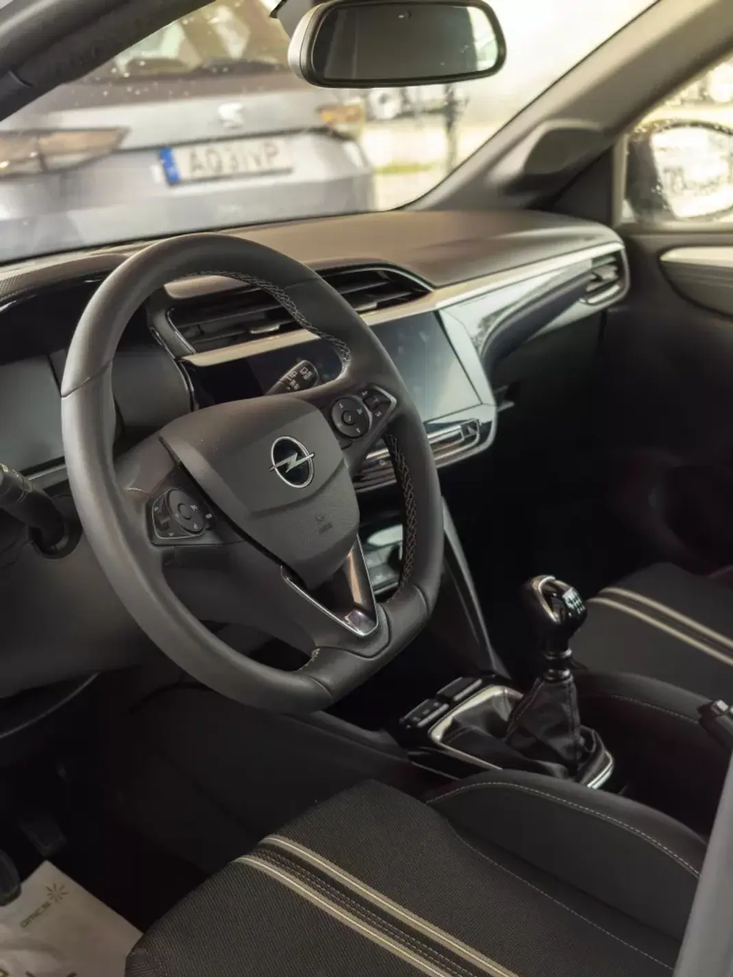 Opel Corsa 2025 - 18500 EUR, 20820 km - AUTO.MOTO.pt - 20820km - foto 12 de 12