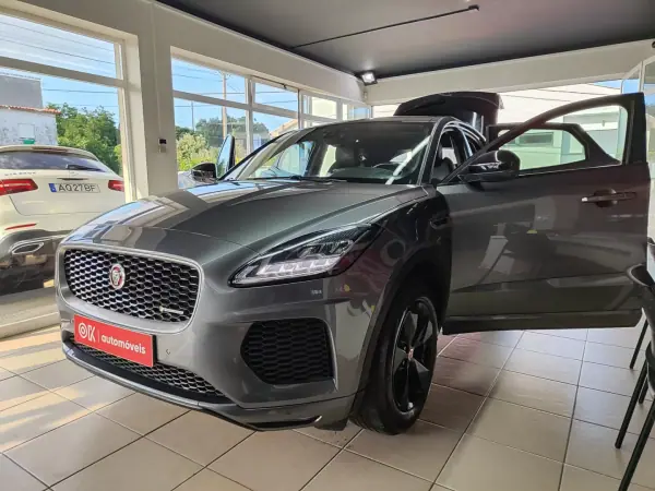 Jaguar E-Pace 2018 - 22500 EUR, 66000 km - AUTO.MOTO.pt - 66000km - foto 22 de 39