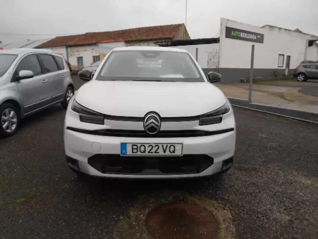 Citroën C4 2025 - 23500 EUR, 17074 km - AUTO.MOTO.pt - 17074km - foto 1 de 14