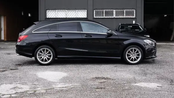 Mercedes-Benz CLA 180 2015 - 15900 EUR, 158000 km - AUTO.MOTO.pt - 158000km - foto 2 de 26