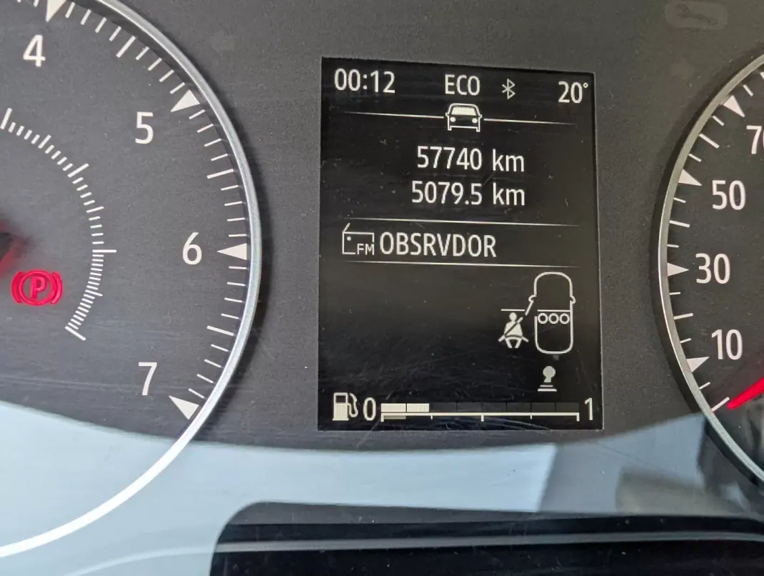Dacia Jogger 2023 - 14250 EUR, 57740 km - AUTO.MOTO.pt - 57740km - foto 18 de 20