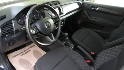 Skoda Fabia Break 2015 - 11800 EUR, 116000 km - 116000km - foto 19 de 29