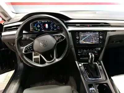 Volkswagen Arteon Shooting Brake 2021 - 25900 EUR, 113390 km - AUTO.MOTO.pt - 113390km - foto 7 de 12