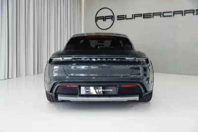 Porsche Taycan Cross Turismo 2022 - 64950 EUR, 45941 km - AUTO.MOTO.pt - 45941km - foto 14 de 52