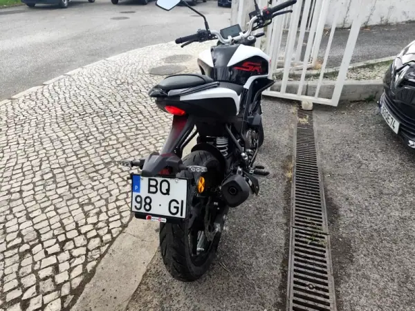 2025 - 2880 EUR, 3300 km - AUTO.MOTO.pt - 3300km - foto 5 de 16