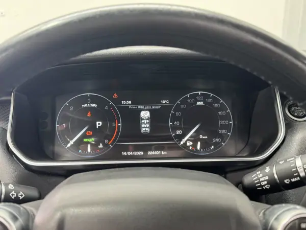 Land Rover Range Rover Sport 2016 - 31990 EUR, 220000 km - AUTO.MOTO.pt - 220000km - foto 30 de 42