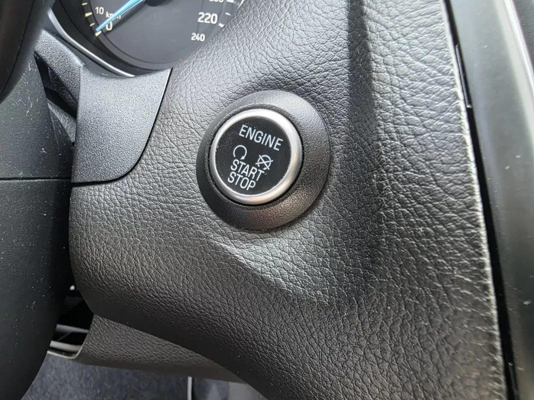 Ford Focus 2015 - 10990 EUR, 105000 km - AUTO.MOTO.pt - 105000km - foto 27 de 32