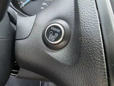 Ford Focus 2015 - 10990 EUR, 105000 km - AUTO.MOTO.pt - 105000km - foto 27 de 32