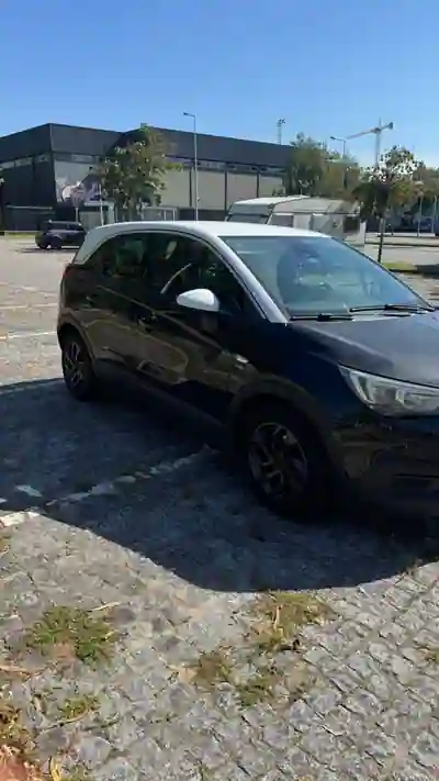 Opel Crossland 2019 — foto 3 de 12